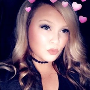 Meet your Posher, Candice